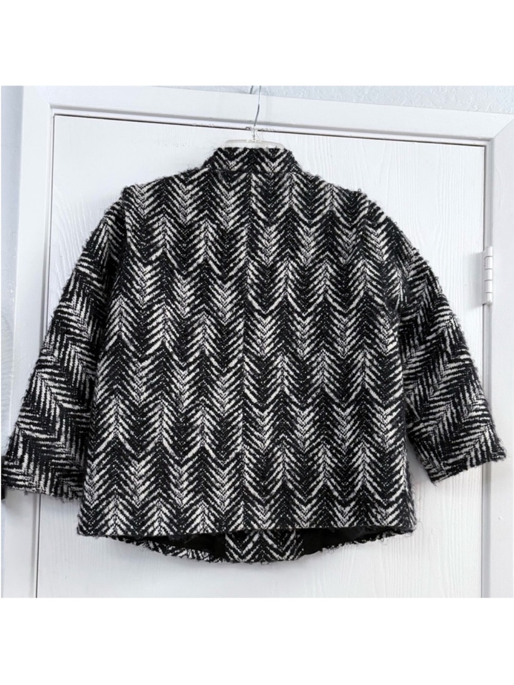 MaxMara Black/White Chevron Double-Breasted Wool Blend Textured Peacoat Size 8 - Picture 2 of 10